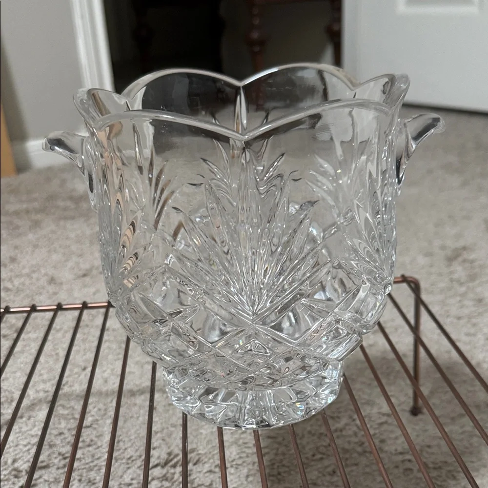 Elegant Vintage Cut Crystal Vase